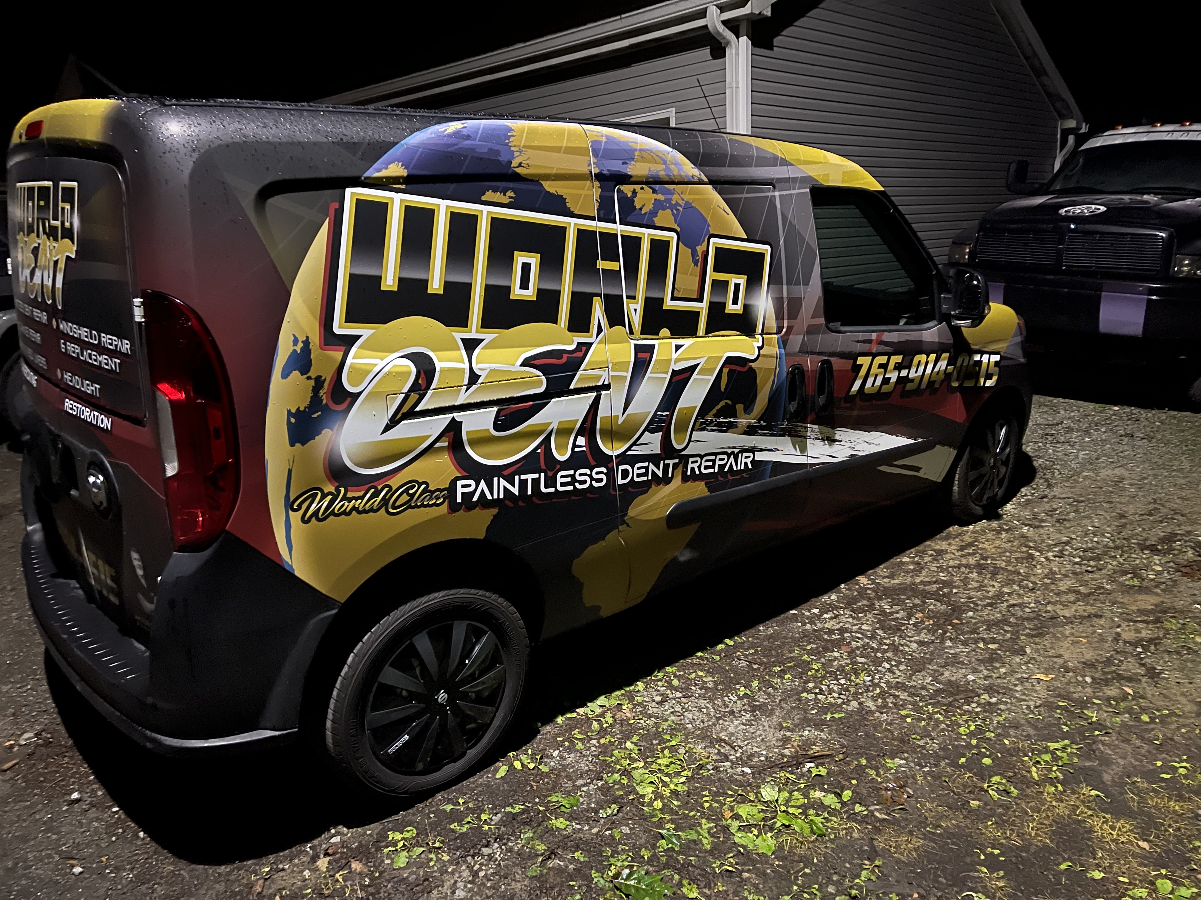 The WorldDent van -- World Class Paintless Dent Repair